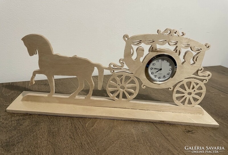 Carriage table clock