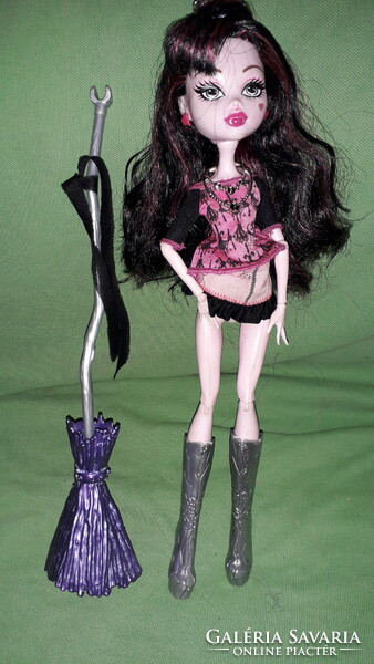 Eredeti MATTEL - MONSTER HIGH BARBIE baba hibátlan rémes szépség a képek szerint 5.