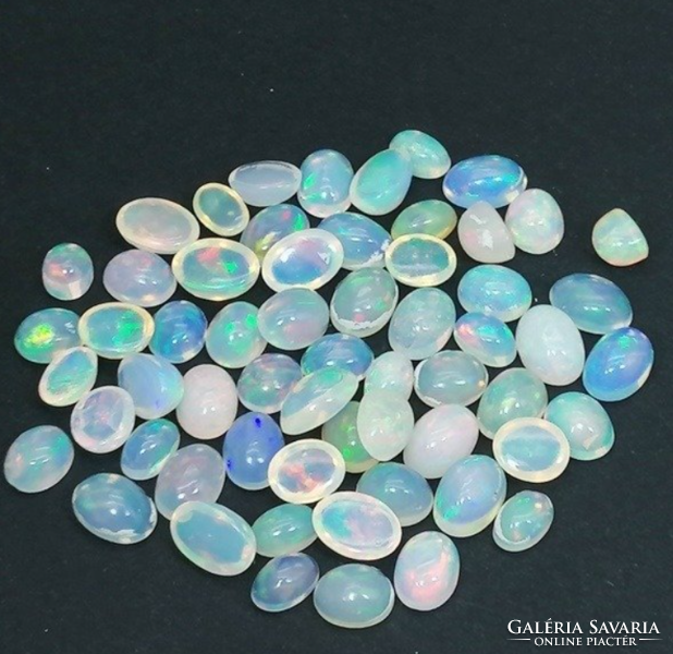 60 noble opals - with certification - 15.08 ct