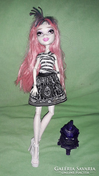 Original mattel - monster high barbie doll, flawless, terrifying beauty according to the pictures 4.