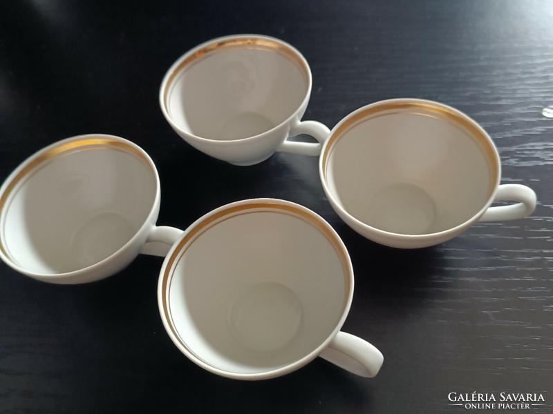 Porcelán kávéscsésze 4 db jelzett