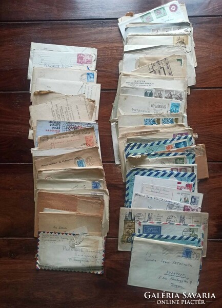 Patachich Iván és családjának küldött kb 1000db levelezőlap + kb 190 db levél borítékkal együtt