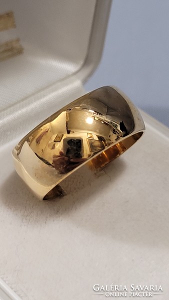 (17) 14 K arany jegygyűrű, karika gyűrű 8,75 g