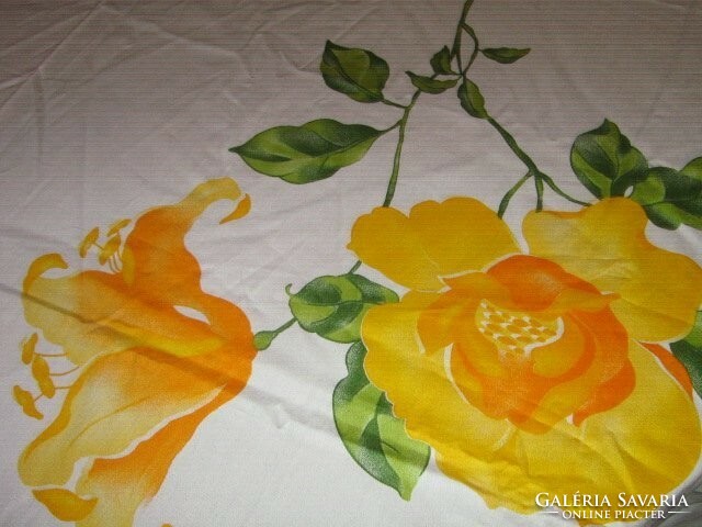 Csodaszép vintage stílusú tavaszi sárga rózsás terítő Új