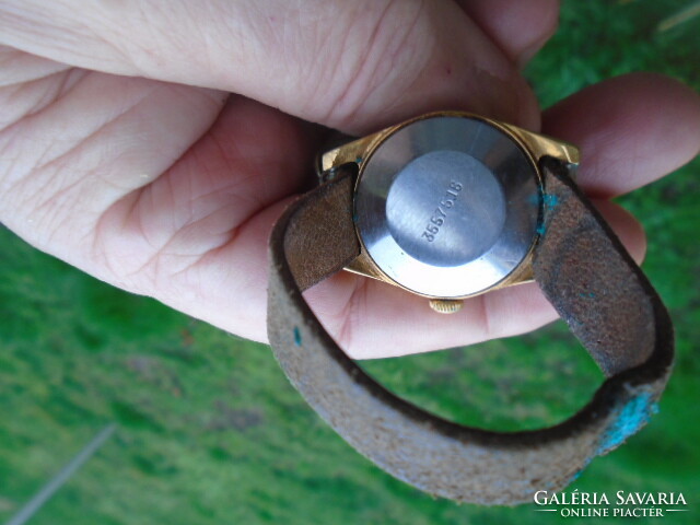 Nice and good Russian zairy with larger size used but good quality original leather strap