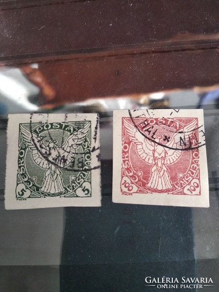 Czechoslovak newspaper stamps 1918, cut 5 and 100 filers