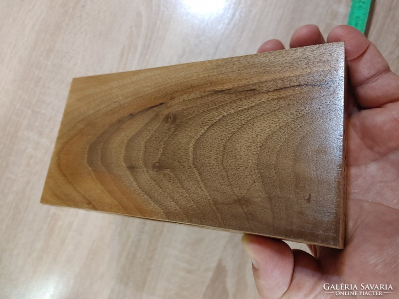 XIV  VER BEOGRAD fém díszítésű fa doboz