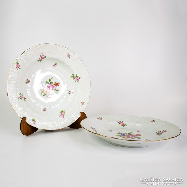 Flat and deep plate with floral pattern from Herend
