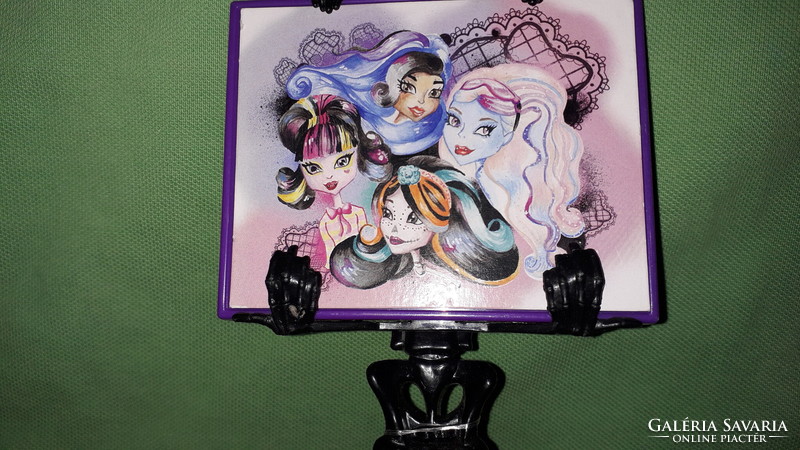 Original mattel - monster high barbie doll room furniture scary painting stand + picture 26cm according to the pictures