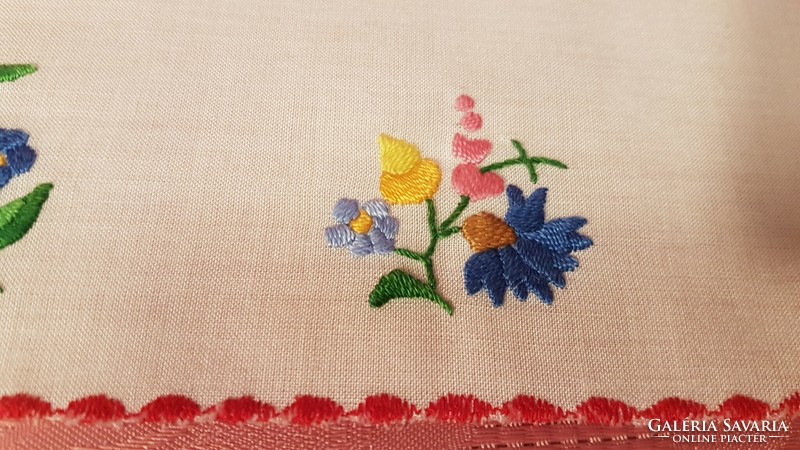 5 Pieces, old, beautiful hand-embroidered shelf cloth 81 cm x 13~14 cm