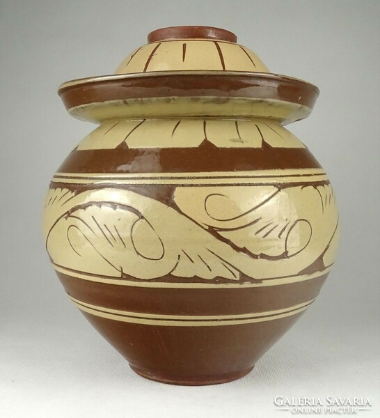 1Q542 old large traditional Chinese earthenware pot with lid 26 cm