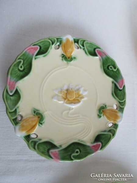 6 water lily Körmöcbánya wall plates. Negotiable!