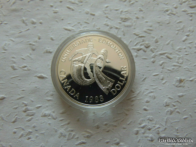 Canadian silver 1 dollar pp 1983 23.32 Grams in sealed capsule