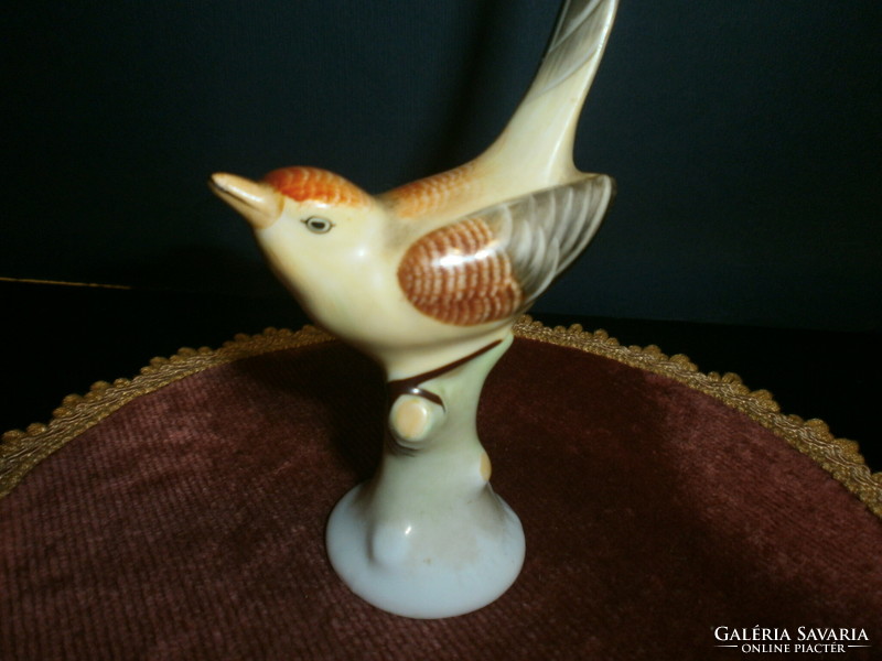 Hollohouse porcelain bird figurine