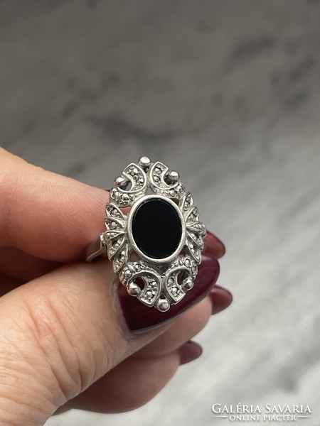 Beautiful old silver ring with black and marcasite stones