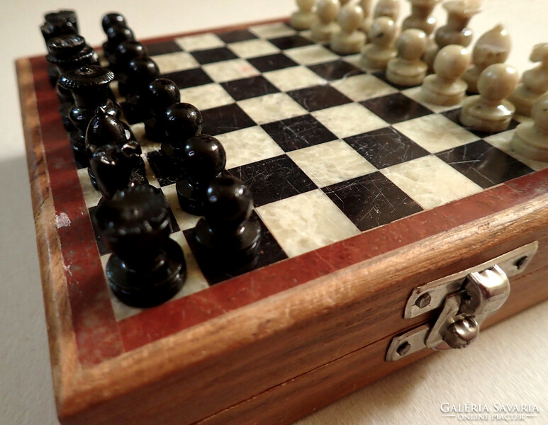 RITKA vintage márvány mini utazó fa sakk készlet bábu figura tábla sakkfigura sakkbábu sakktábla