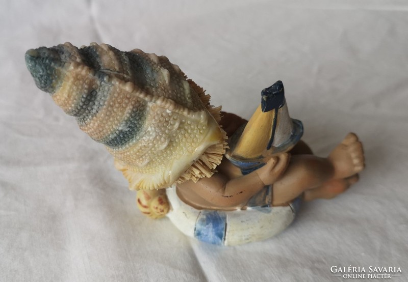Vitorlás gyerek kagylósapkával úszógumin, 7 cm