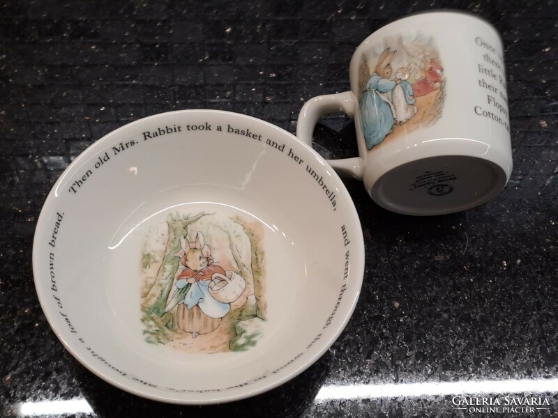 Easter sale! Wedgwood English porcelain children's tableware peter rabbit with peter decor mug bowl