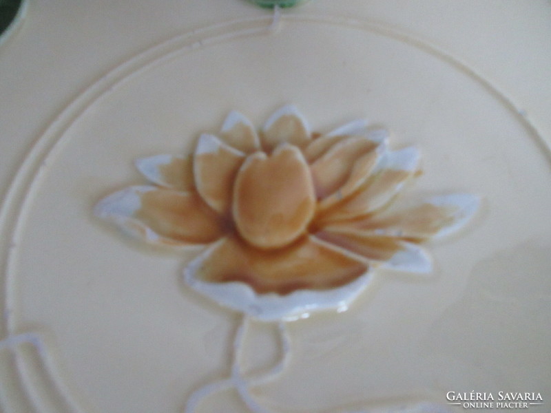 6 water lily Körmöcbánya wall plates. Negotiable!