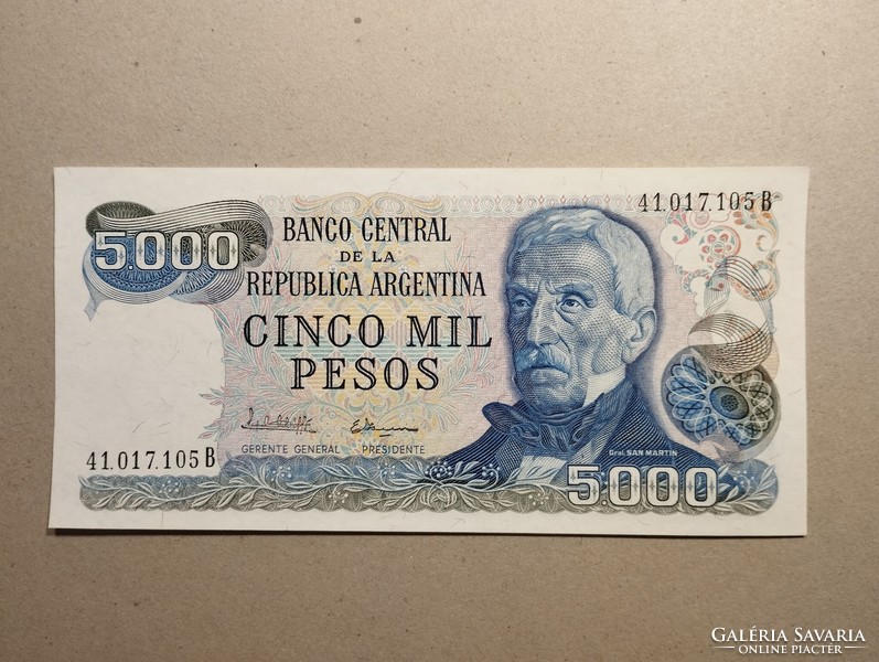 Argentina-5000 pesos 1981 oz