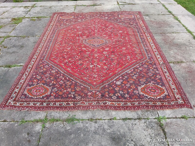 Hand-knotted large old Iranian Bidjar rug 2.3 x 3 meters, damaged
