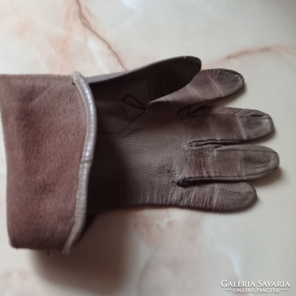Grey/brown, thin, soft, women's leather gloves