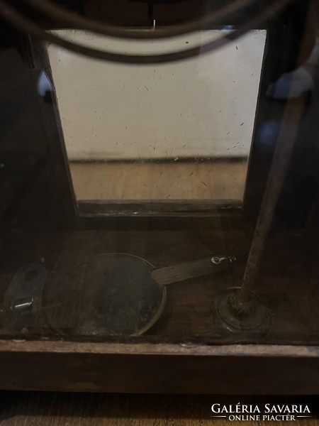 Table clock, with wooden case, xix. Century, in beautiful condition. 38 cm