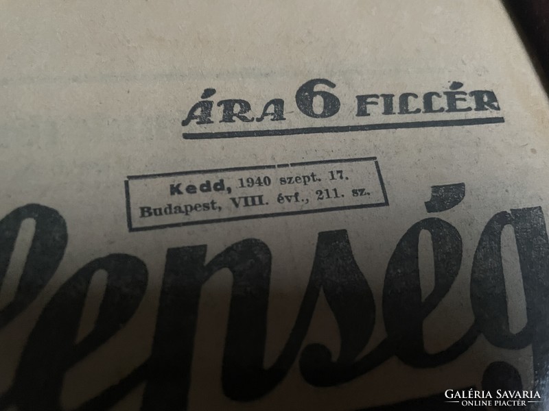 1940, Transylvanian invasion, Cluj returned, Miklós Horthy, 2 framed newspapers, independence