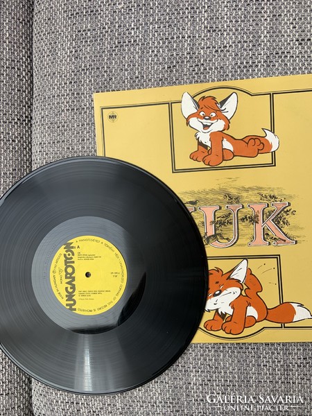 Vuk fairy tale vinyl