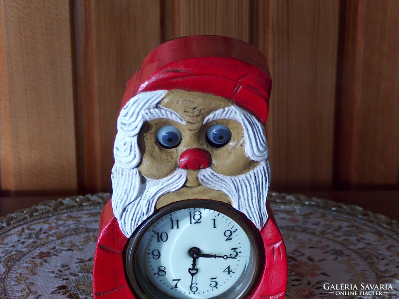 Antique, extremely rare, perfectly working painted iron clock, dwarf with eye movement, original