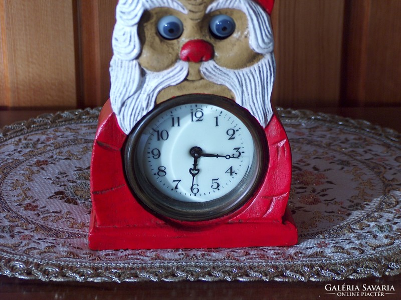 Antique, extremely rare, perfectly working painted iron clock, dwarf with eye movement, original