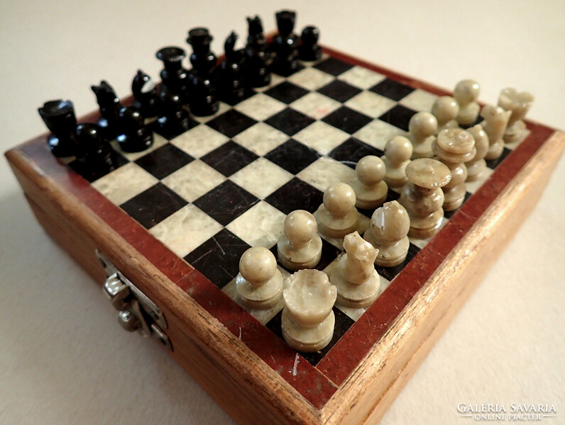 Rare Vintage Marble Mini Traveling Wooden Chess Set Dummy Figure Board Chess Figure Chess Dummy Chess Board