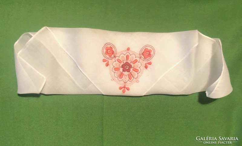 Embroidered ornament handkerchief new