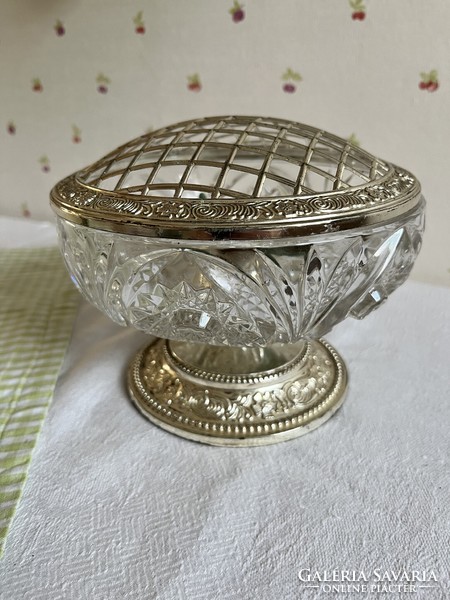 Impressive English, silver-plated crystal flower arrangement - potpourri holder