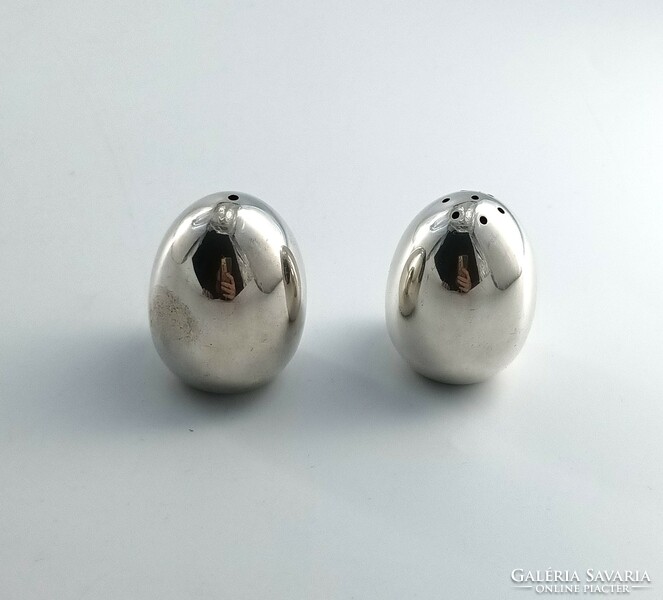 Silver spice pair, salt and pepper