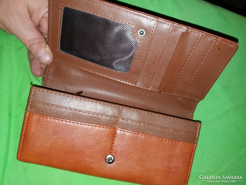 Retro multi-compartment 20 x 10 brown leather wallet as shown in the pictures