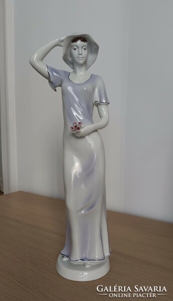 Hólloháza porcelain statue of a woman in a hat 41 cm