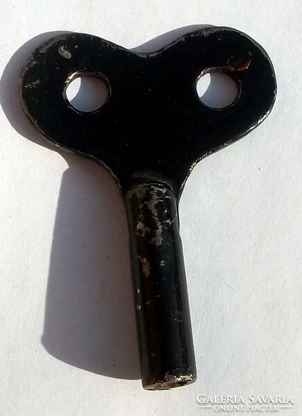 Winding key