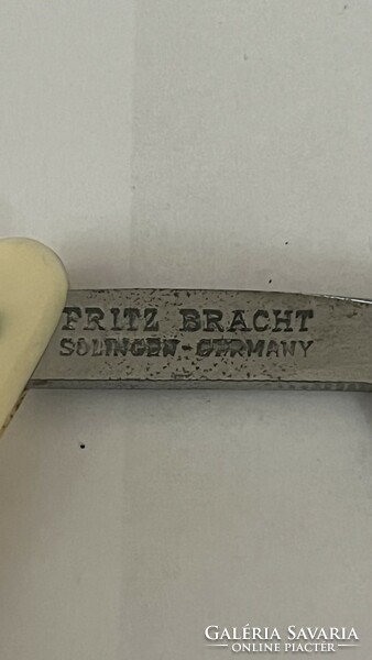 An old straight razor for sale, dovo solingen 42 fritz bracht! (Swedish steel, German precision)