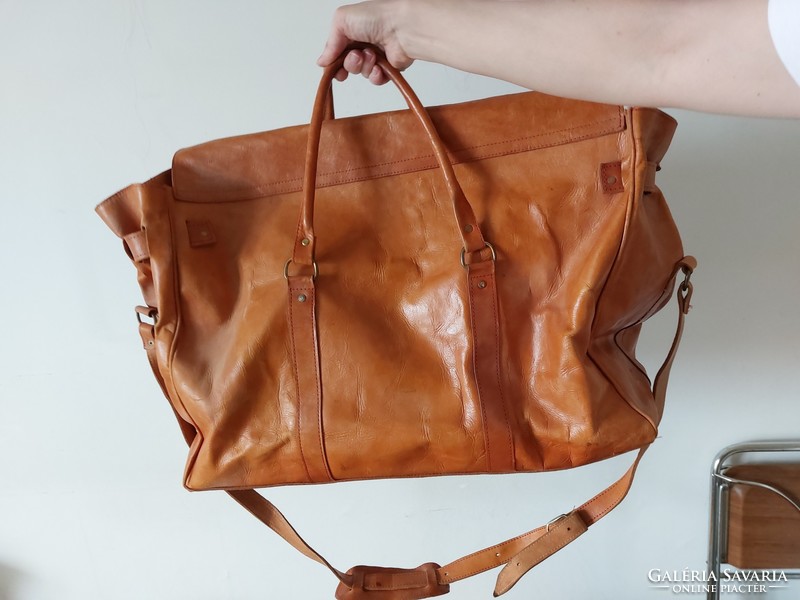 Retro leather bag