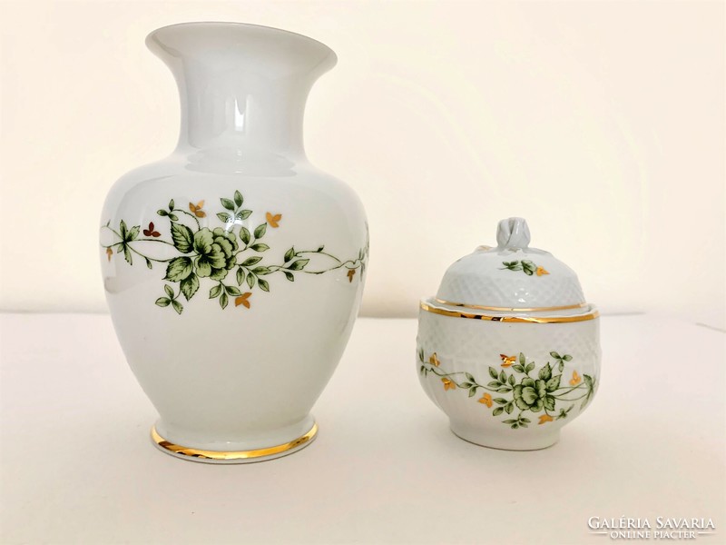 Hollóháza Erika pattern porcelain bonbonier with rose holder is also good as a replacement sugar holder