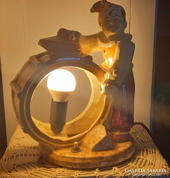 Art-deco table figure ceramic lamp!