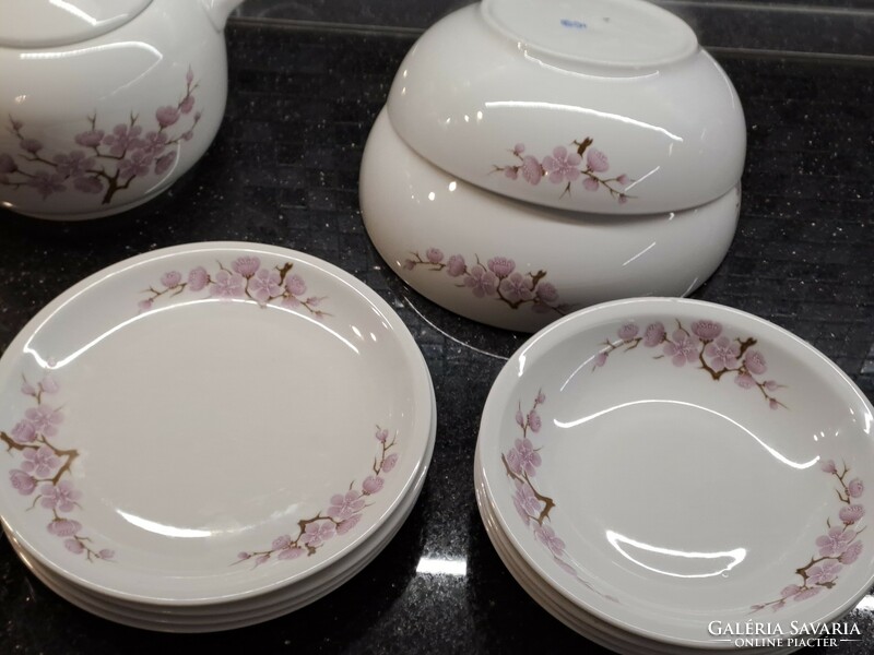 Retro lowland peach blossom porcelain tableware to replace a soup bowl and side dish plate