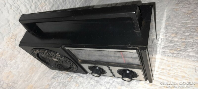 Antik National Panasonic  RE - 176 B  rádió