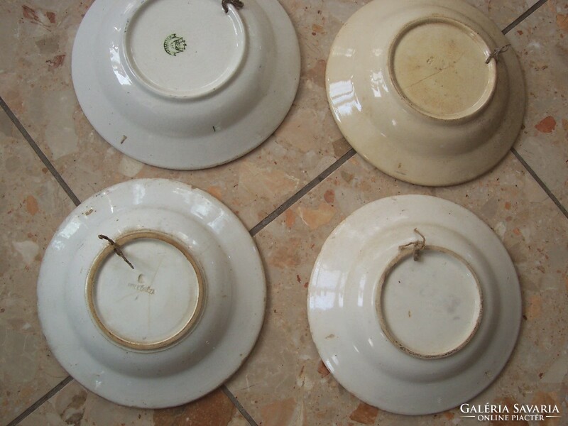 4 wall plates for sale together