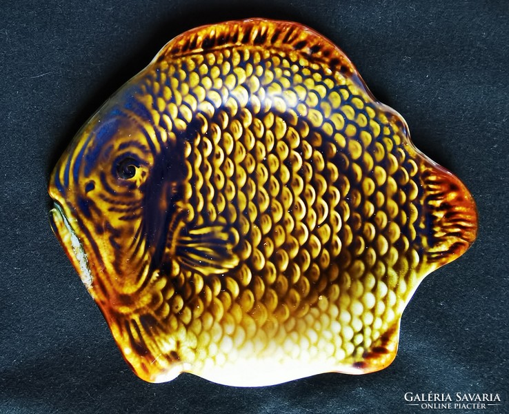 Old fish-shaped granite majolica small plate