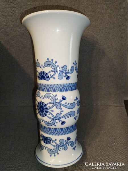 Special unterweissbach cobalt blue vase