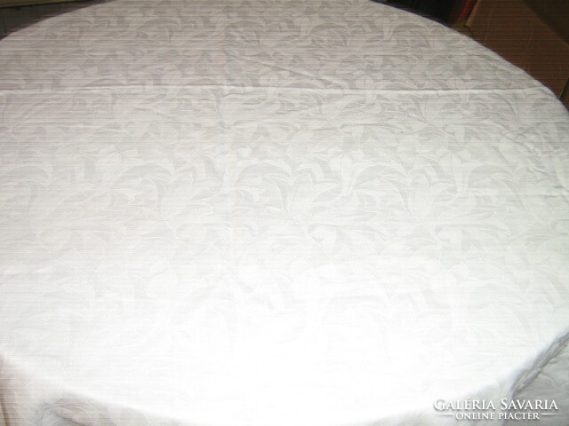 Beautiful elegant snow-white baroque Toledo pattern huge damask tablecloth