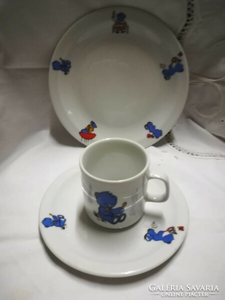 Porcelain children's set, plates+mug