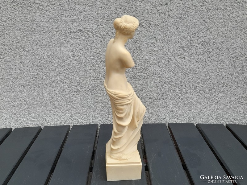 Gyönyörű Vénusz szobor
